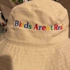 Birds aren’t real bucket hat